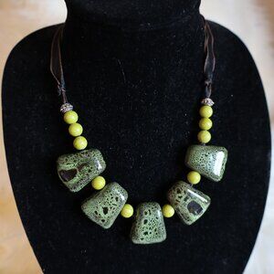 Vintage Green Stone Velvet Choker